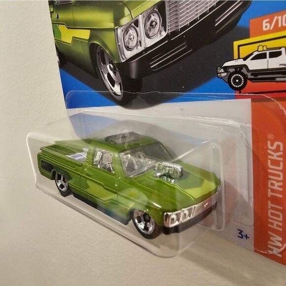 Hot Wheels Custom 1972 Chevy LUV Pick Up Truck Hotwheels Chevrolet New 2024 - Picture 3 of 4